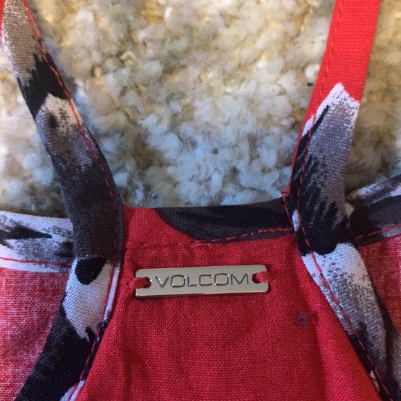 Volcom top - Picture 6 of 7